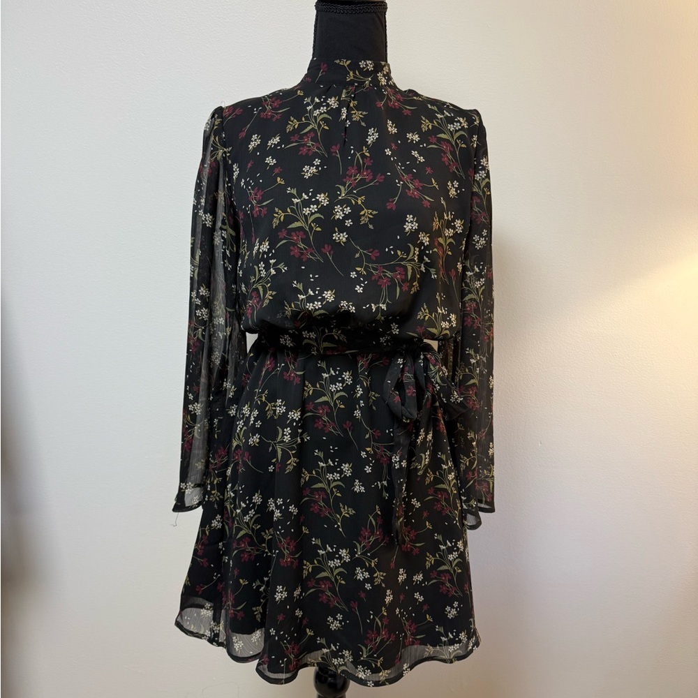 BB Dakota Black Floral Long Sleeve Dress